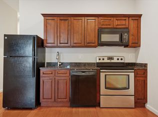 1204 Chestnut St APT 200, Philadelphia, PA 19107