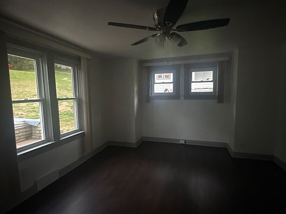 5th image of 110 Hidden Ln