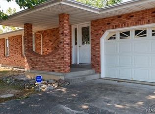 310 S Walnut St, Perryville, MO 63775