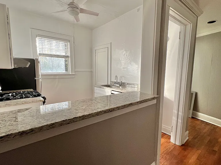 1219 Virginia Ave #7 — Photo 15
