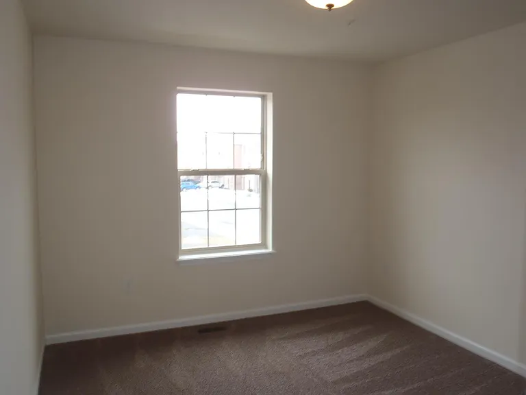 24 Delano Dr — Photo 10