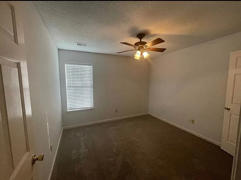 8917 Fulton Cv — Photo 3