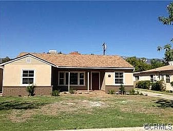 1st image of 546 Country Club Ln