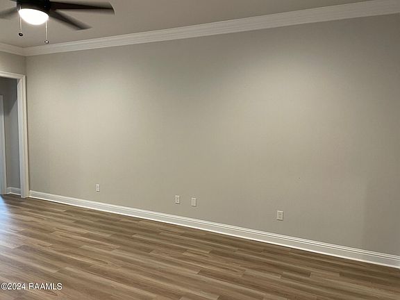 2nd image of 108 Elmwood Meadows Dr