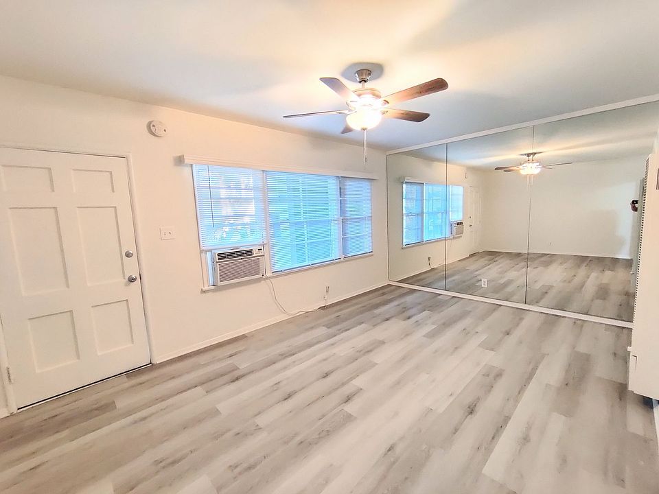 1st image of 12122 Hoffman St #3
