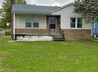 411 S Olive St, Hartford, IL 62048