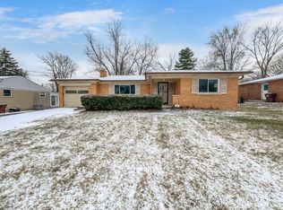 873 Locust Ln, Cincinnati, OH 45245