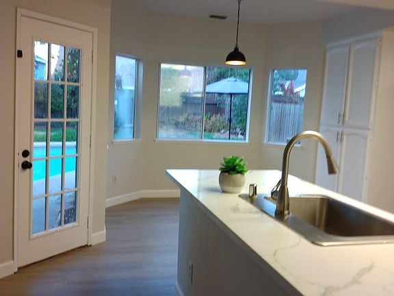 5th image of 9013 Emsdale Way