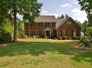 100 Arlington Dr, Jamestown, NC 27282