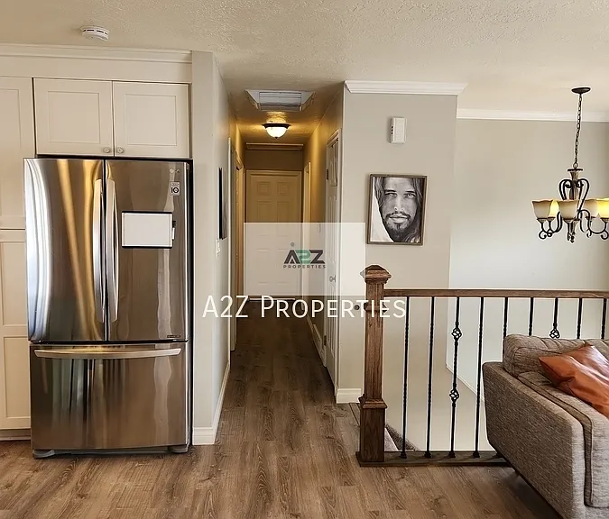757 E 800 N — Photo 15