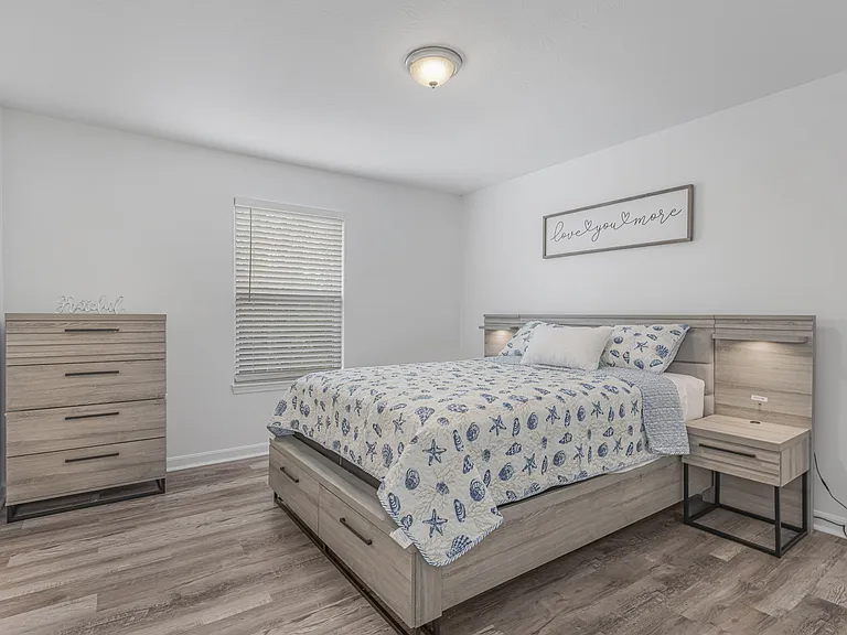 6824 Beagle Dr — Photo 11