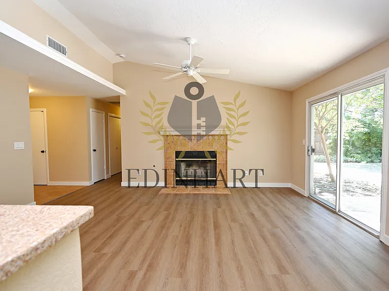 6353 N Brix Ave — Photo 5