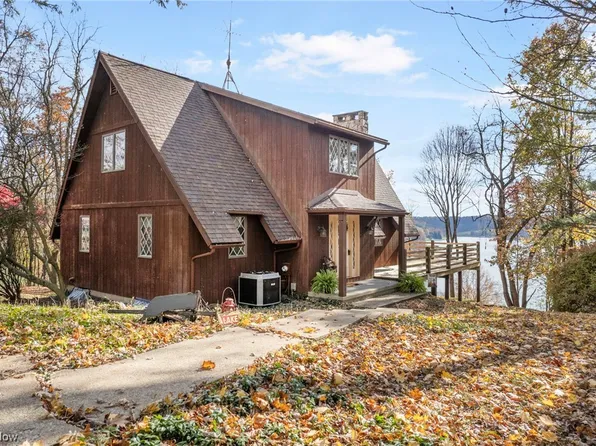 35 Apache Trl, Malvern, OH 44644