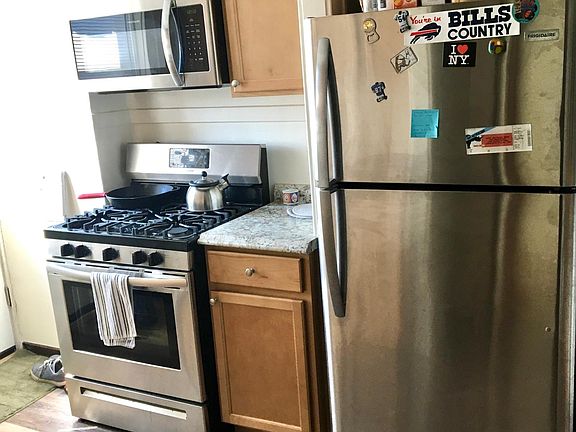 3rd image of 1174 Kenmore Ave #9