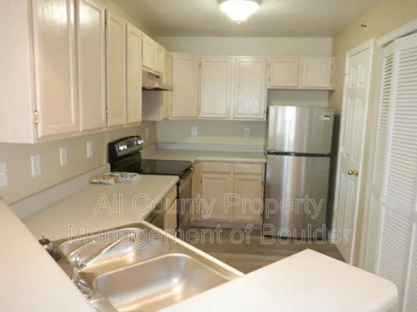 1830 W Centennial Dr, Louisville, CO