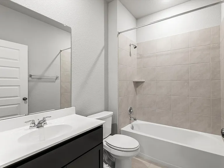 4909 Sea Salt Dr — Photo 30