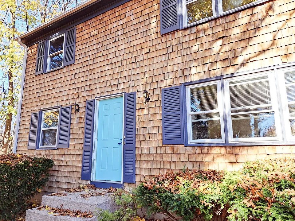 6 Laneway Ct #1