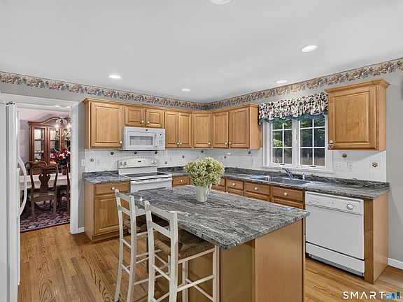 5th image of 2125 Durham Road