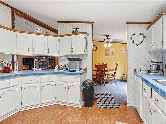 5th image of 3348 Severance Hill Road