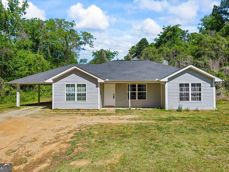 1st image of 284 Moss Rd