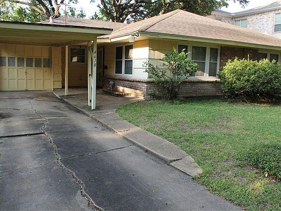 2nd image of 4618 Cedar Oaks Ln