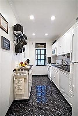 3rd image of 24 Bennett Ave APT 33A