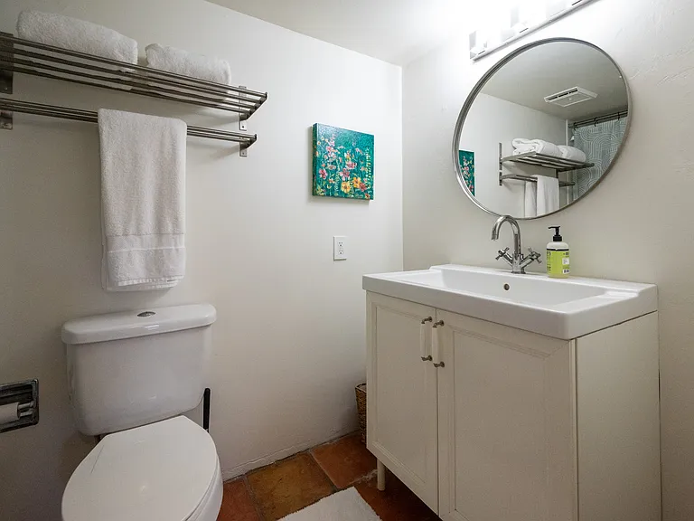 5701 N Glenn St #5 — Photo 8