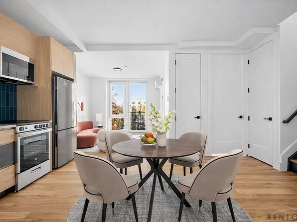 28 Richardson Street image 1 of 13