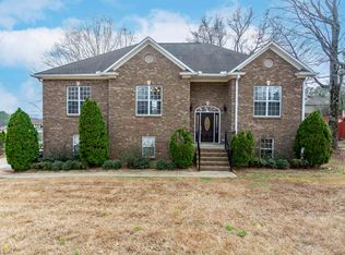 57 Orchard Dr, Hayden, AL 35079