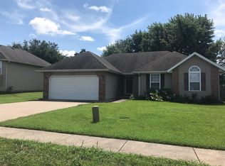 1002 W Snider St, Ozark, MO 65721