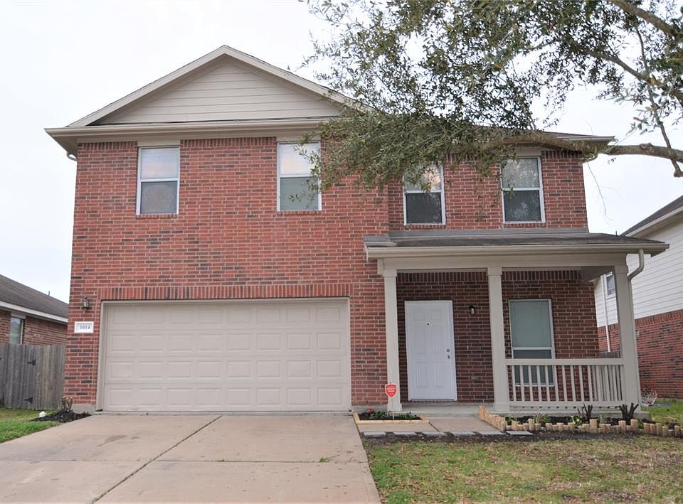 1st image of 1014 Cove Crest Trl
