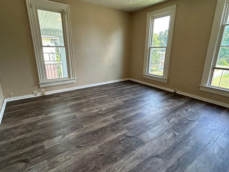 2nd image of 203 1/2 S Shaffer St