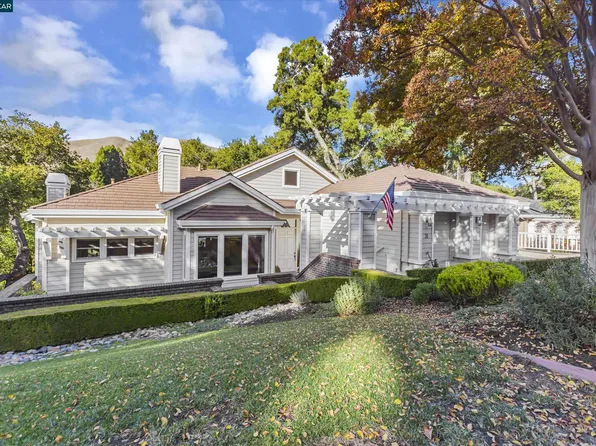 31 Merrill Cir S, Moraga, CA 94556