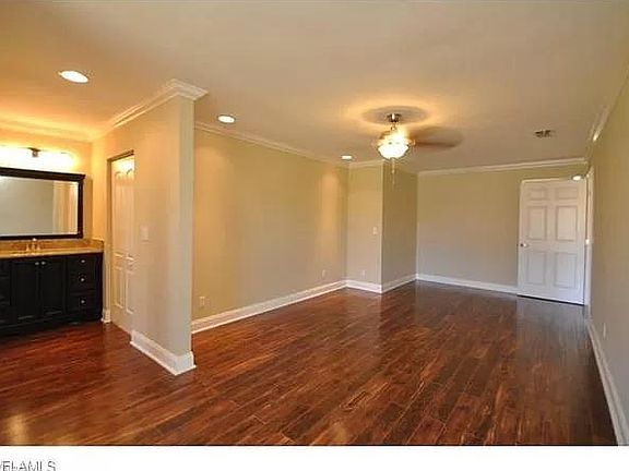 5th image of 2518 SE 19th Ave