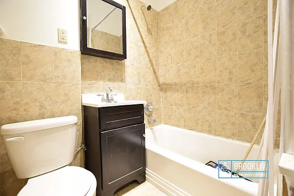 Rented by null | media 15