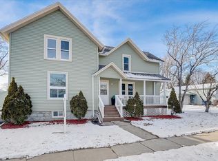 240 Waterloo St, Columbus, WI 53925