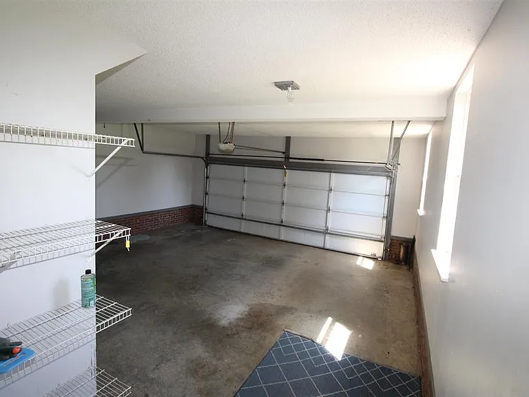 107 Dungannon Ct — Photo 25