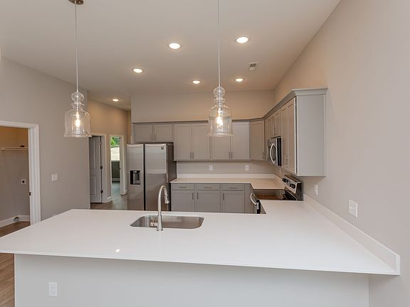 3rd image of 4710 Stunner Ln