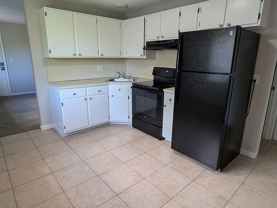 1st image of 76 Sherman Ave APT 9