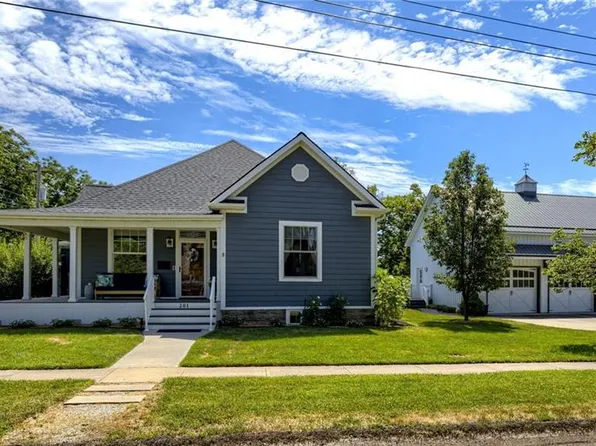 201 S Maple St, Gallatin, MO 64640