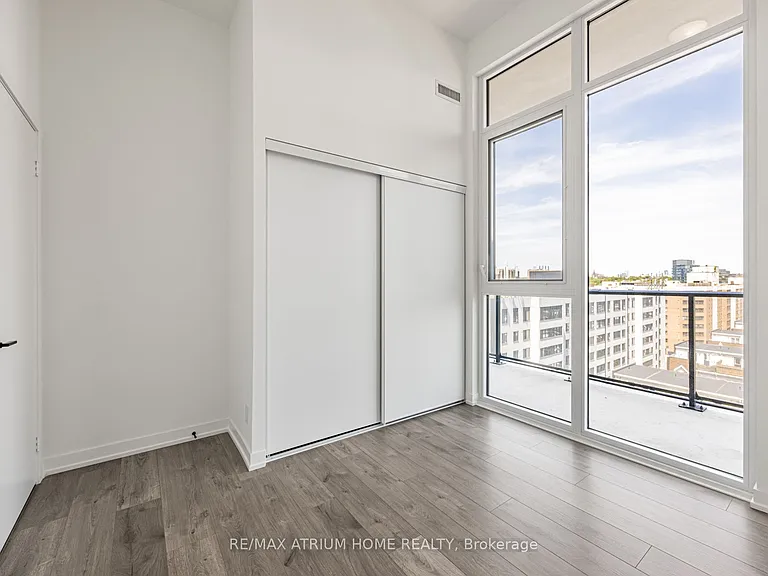 285 Dufferin St #706 — Photo 21