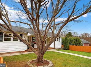 15 Elm Dr, Lewistown, PA 17044