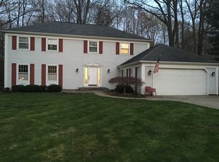 1877 Halls Carriage Path, Westlake, OH 44145