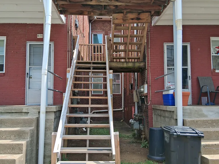646 Beaver Ave — Photo 17