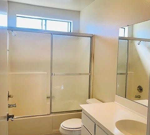 5th image of 1920 Peyton Ave #208