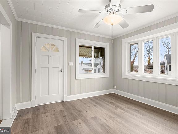 5th image of 1218 Rustic Ave