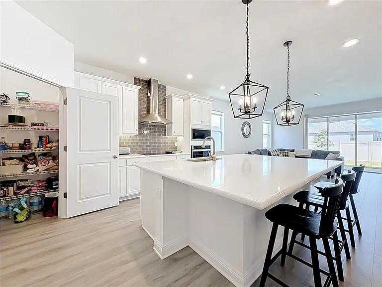 4485 Davos Dr — Photo 13