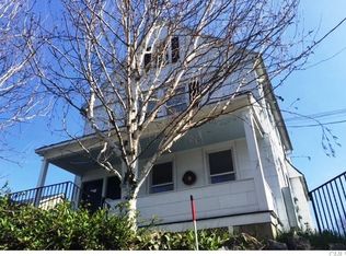 406 E Putnam Ave, Greenwich, CT 06830