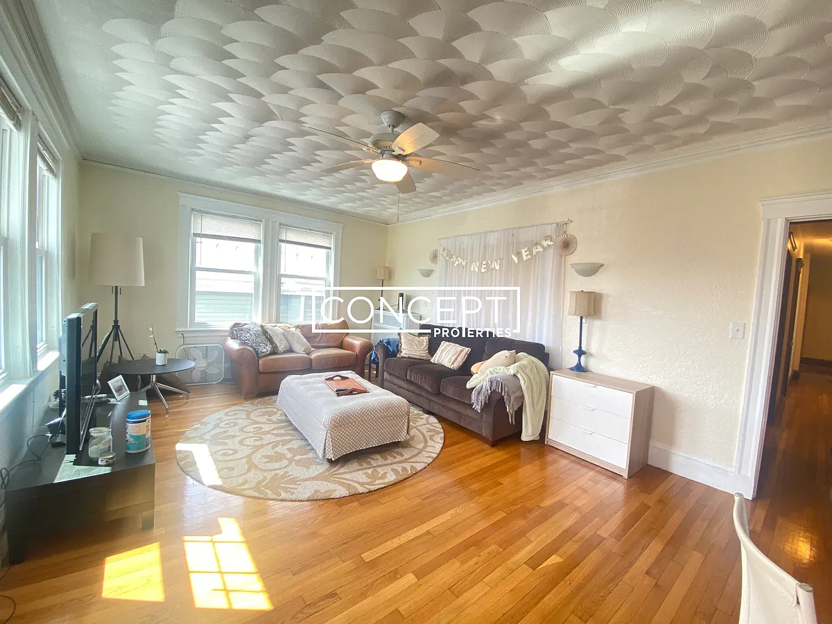 Building Photo - 66 Craigie St #3L
