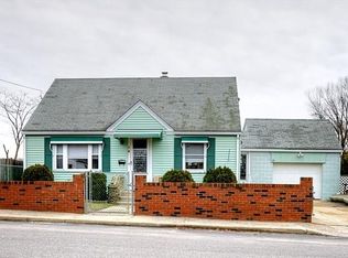 16 Harley St, West Warwick, RI 02893